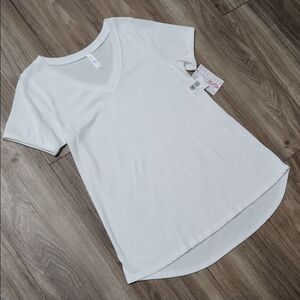 ❤️ LuLaRoe Christy T White Short Sleeve Shirt Loose-Fitting V-Neck UNICORN HTF